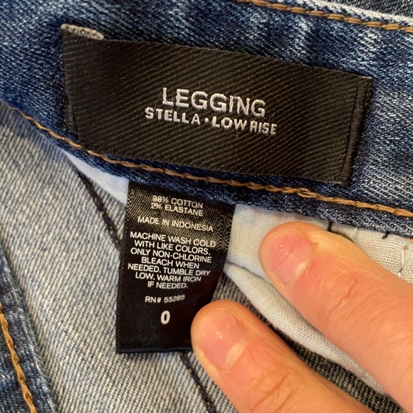 Express Jeans - Picture 2 of 3